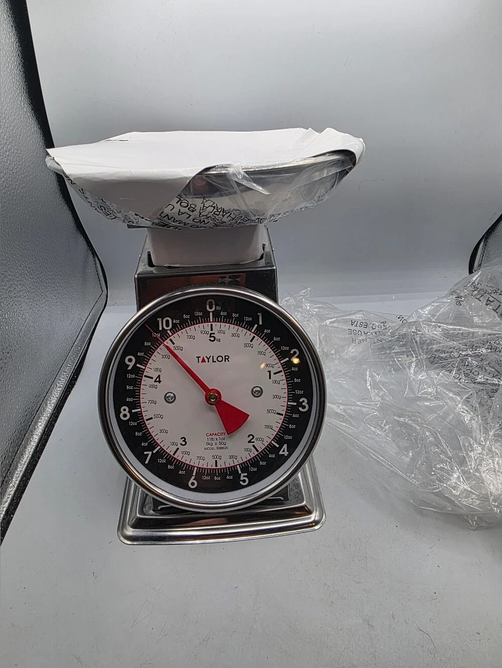 Taylor Mechanical Kitchen Food Scale 11lbs Capacity,Grams & Ounces,Black/Silver